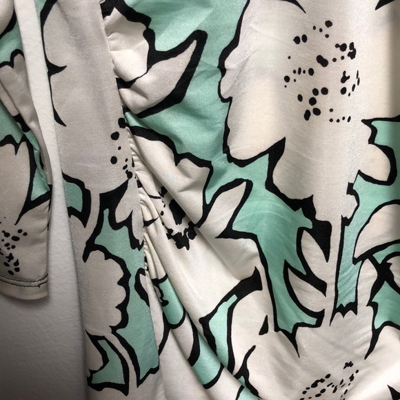 Floral blouse - Picture 5 of 5